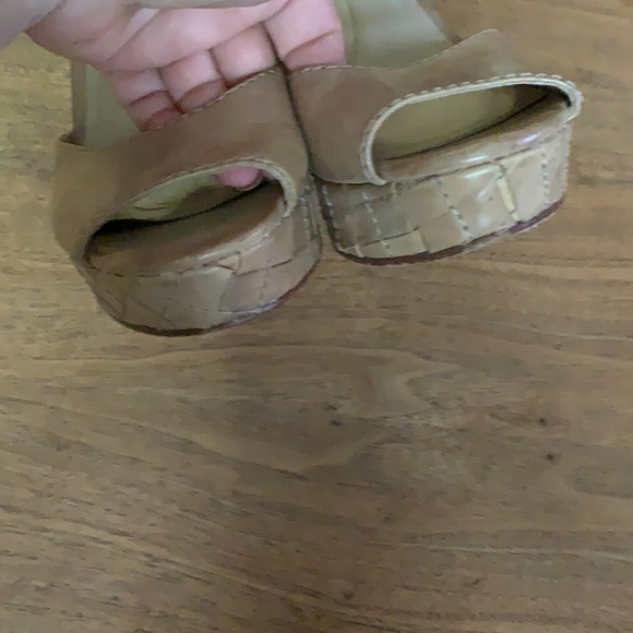 Frye Corrina Woven Leather Wedge Sandals 8 - Picture 10 of 12